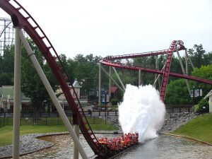 800px-Diamondback_splashdown_from_the_station-300x225.jpg