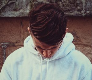 chatting-close-up-hoodie-2046790-e1580939021579-300x260.jpg