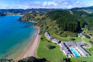 helena-bay-hotel-300x200.jpg