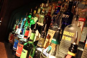 liquor-264470-300x200.jpg