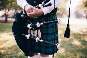 bagpipe-349717-300x200.jpg