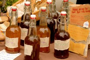 apple-cider-vinegar-3506650-300x200.jpg