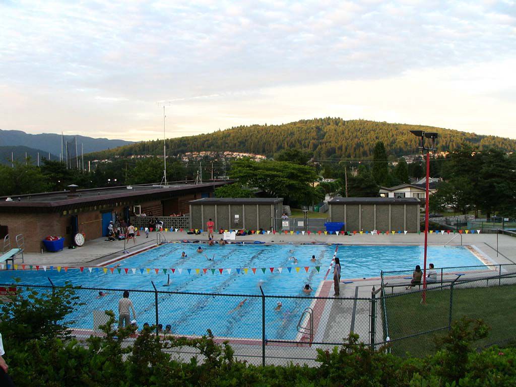 resize1_Lochdale_Community_Pool.jpg.optimal.jpg