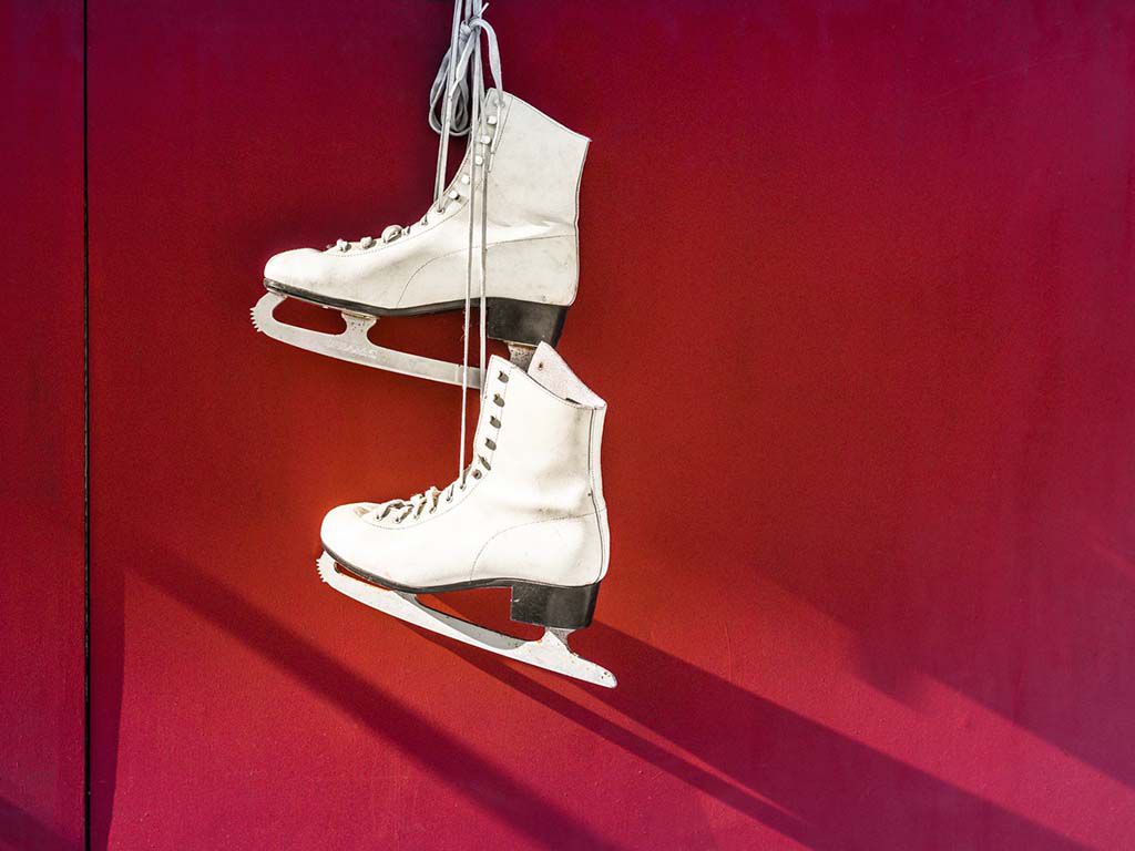 resizehanged-pair-of-white-leather-figure-skates-914996.jpg.optimal.jpg