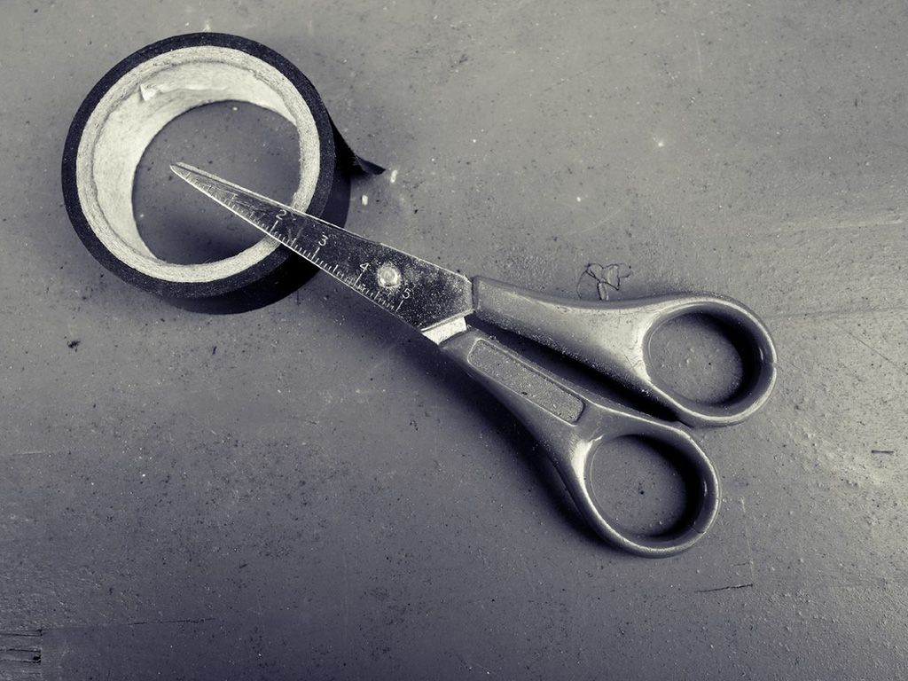 resizetool-cut-mask-tape-scissors-cut-off-1210956-pxhere.jpg.optimal.jpg
