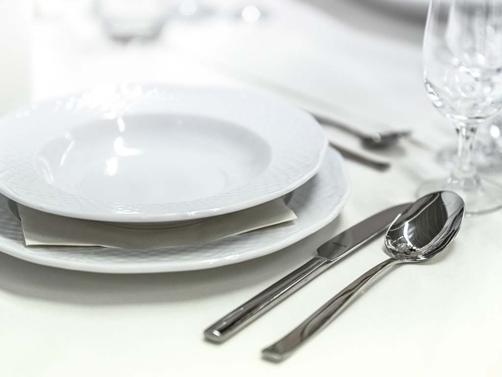 wedding-receptresizeion-1967373_960_720.jpg.optimal.jpg