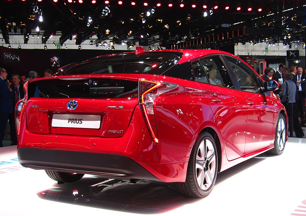 Toyota_Prius_001.jpg