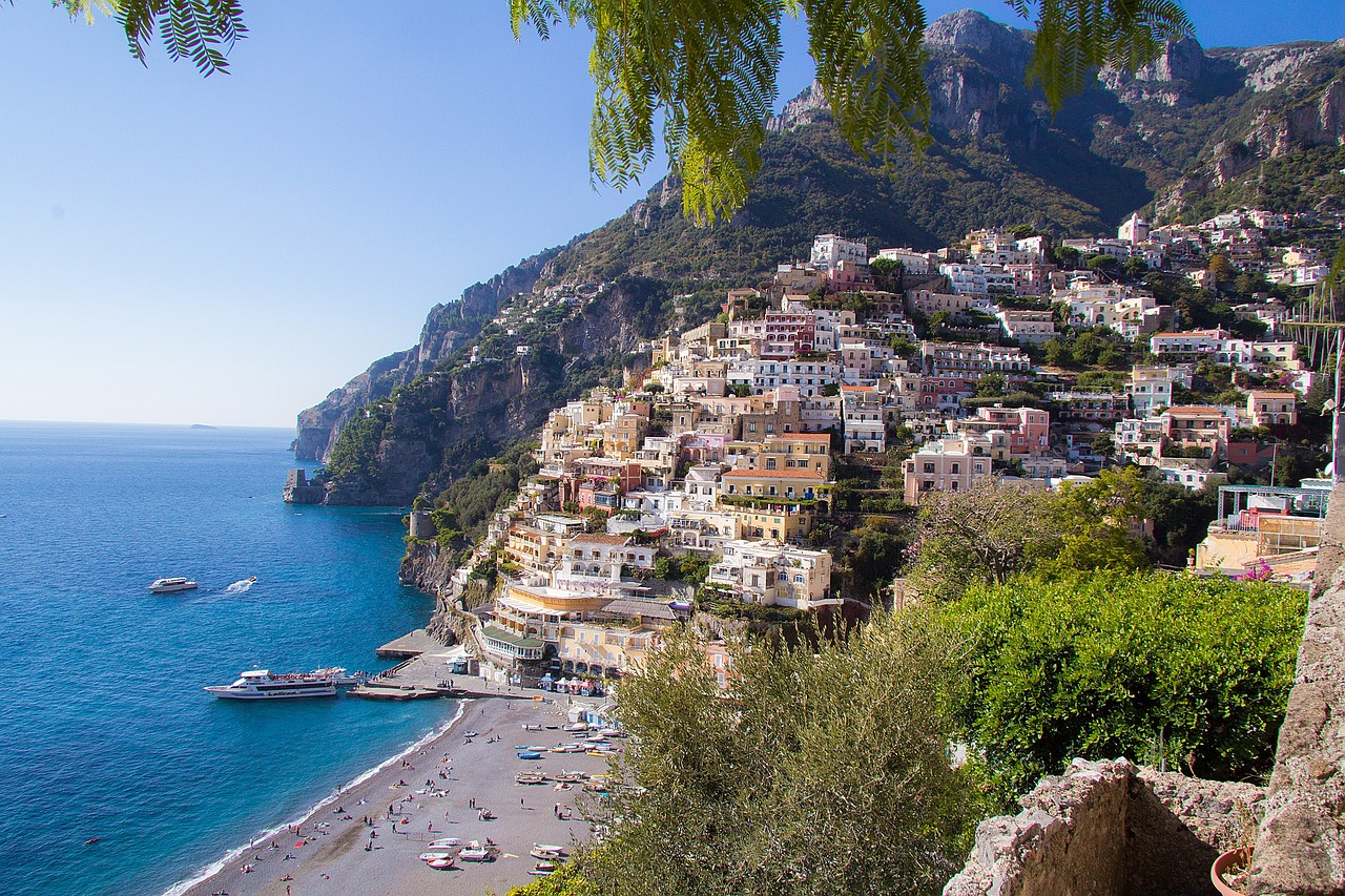 Amalfi-Coast-Ga2Ce3A8A7 1280