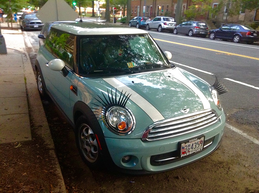 1024Px-Car Lashes, Mini Cooper (26837101896)