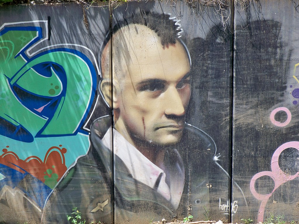 1024Px-Graffiti Of Robert De Niro As Travis Bickle