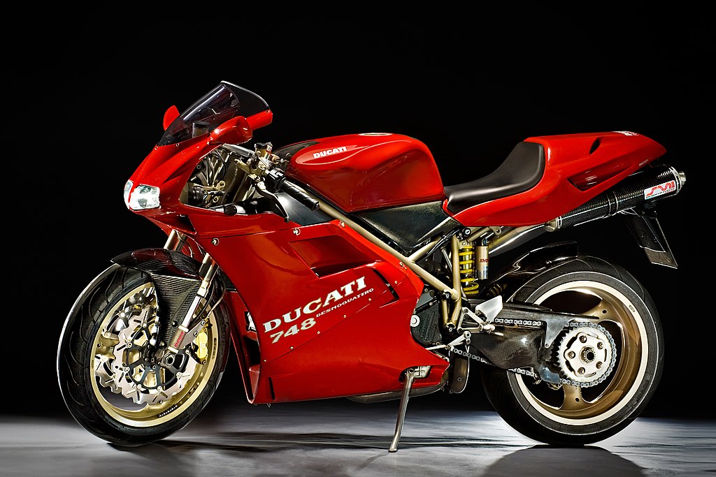 1024Px-Ducati 748 Studio