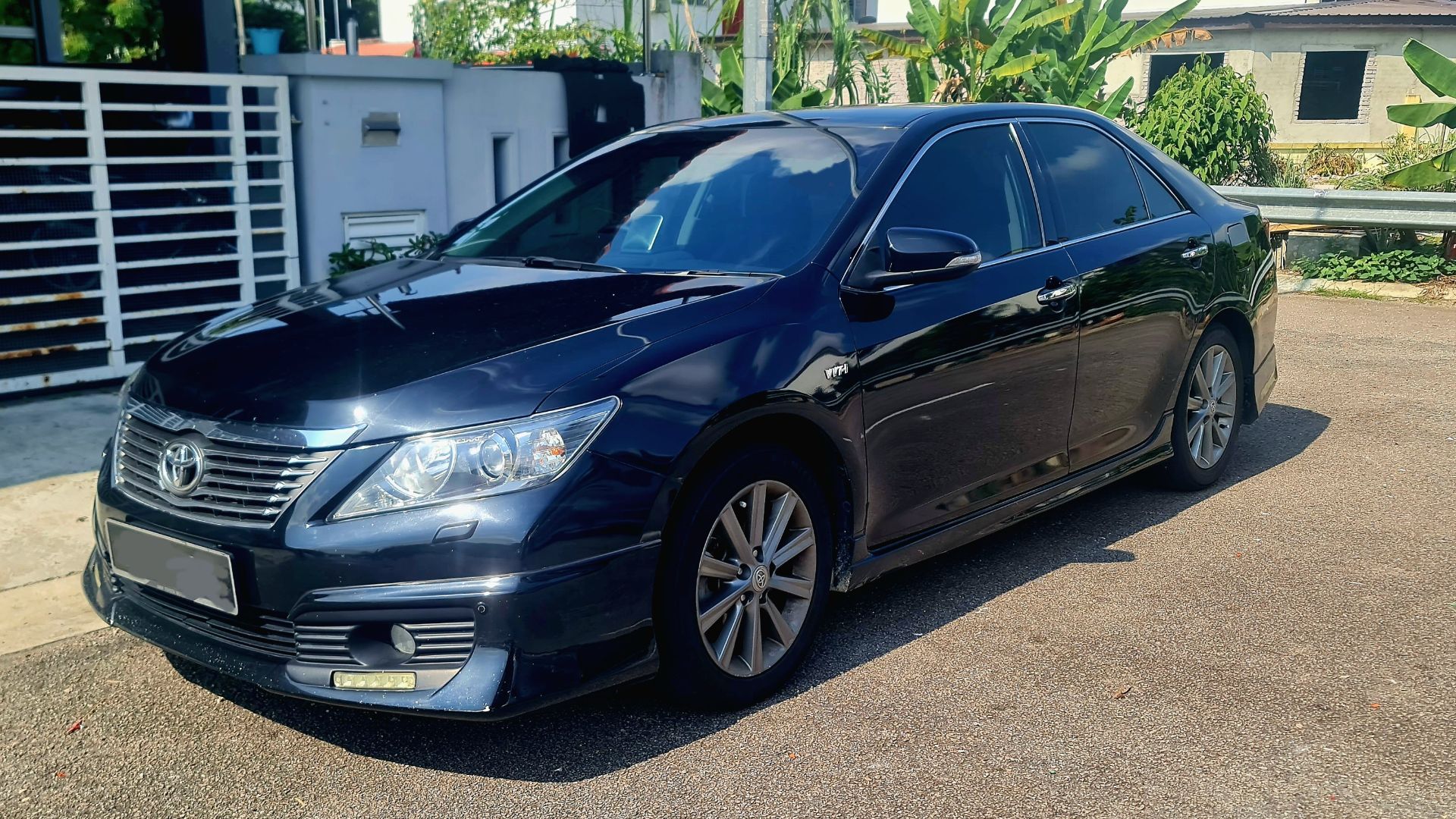 File:2018 Toyota Camry 2.jpg