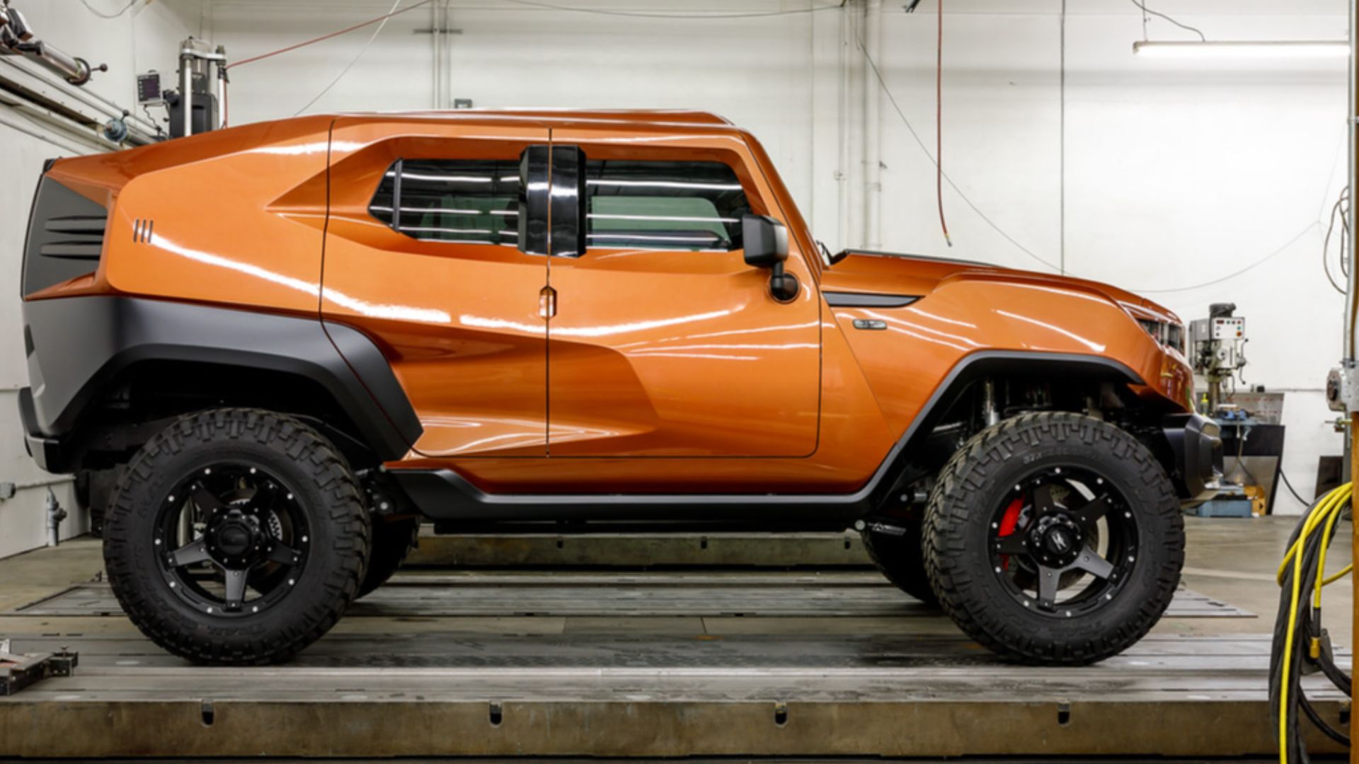 File:Rezvani tank.jpg