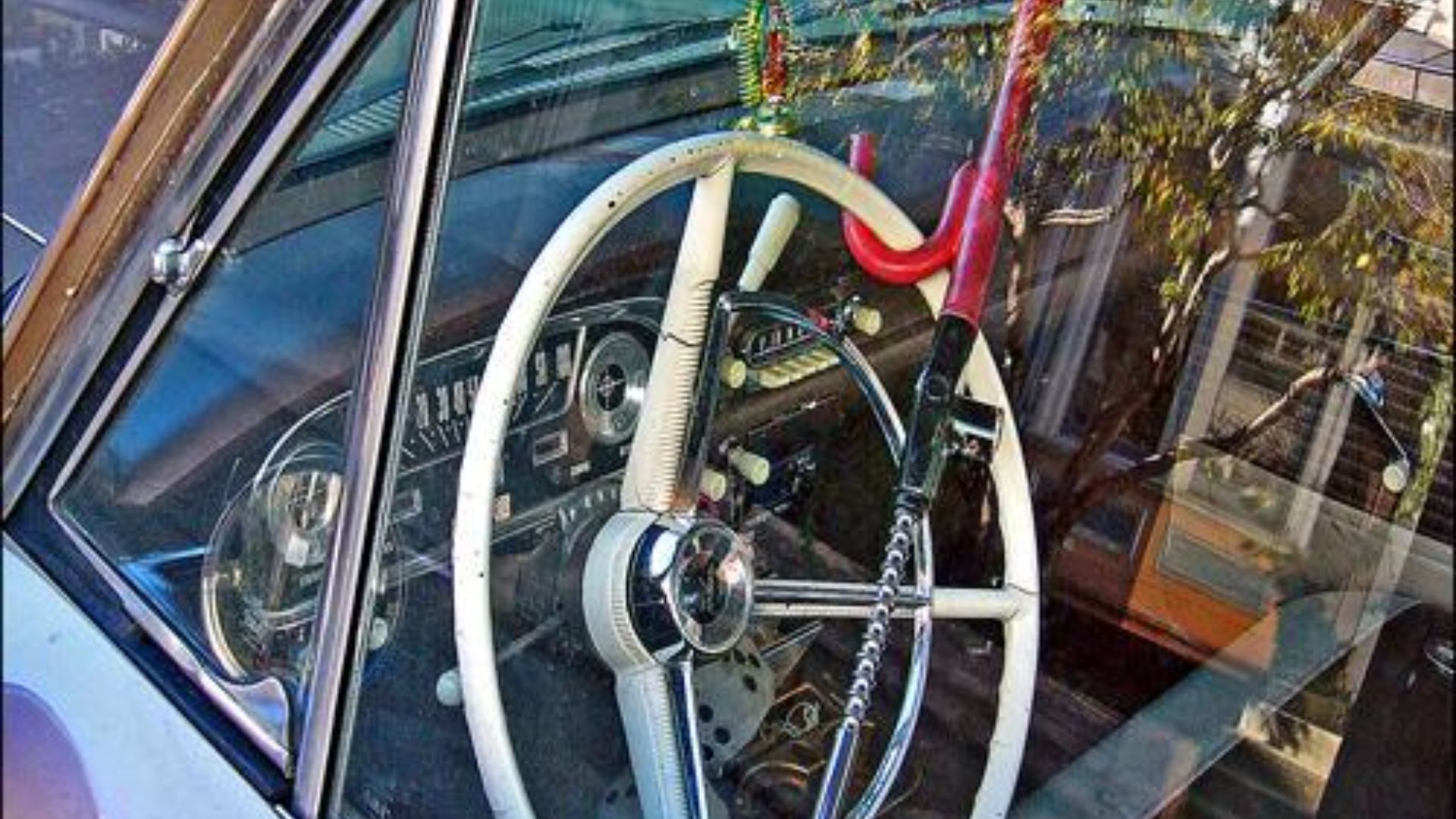 File:The club 2009.jpg