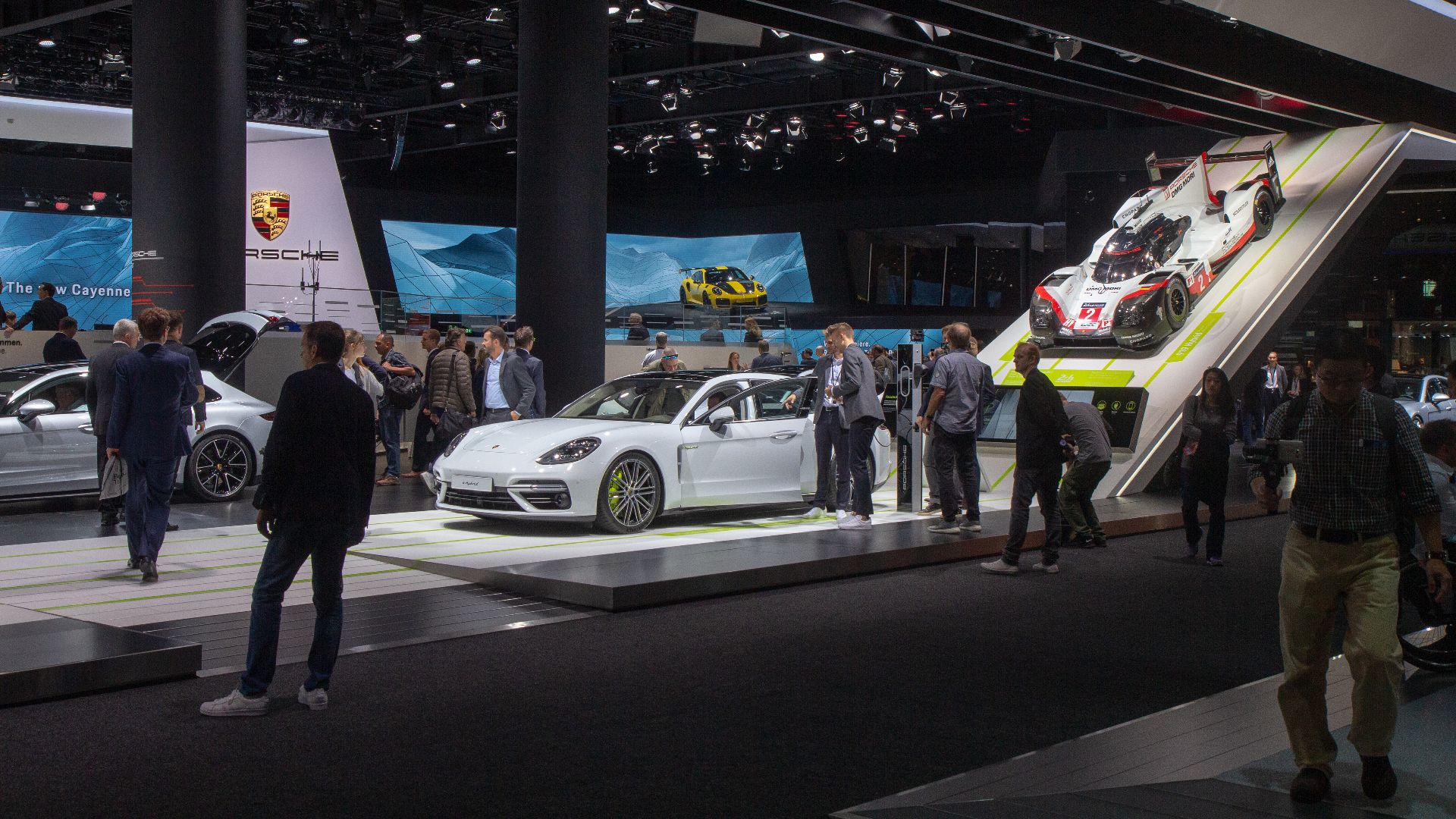 File:2017-09-12 PORSCHE Internationale Automobil-Ausstellung 1842.jpg