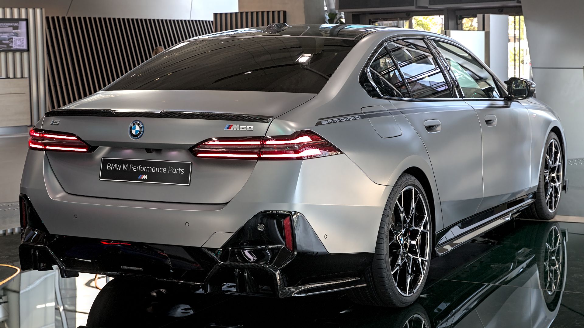 File:BMW i5 M60 M Performance Parts IAA 2023 1X7A0765.jpg