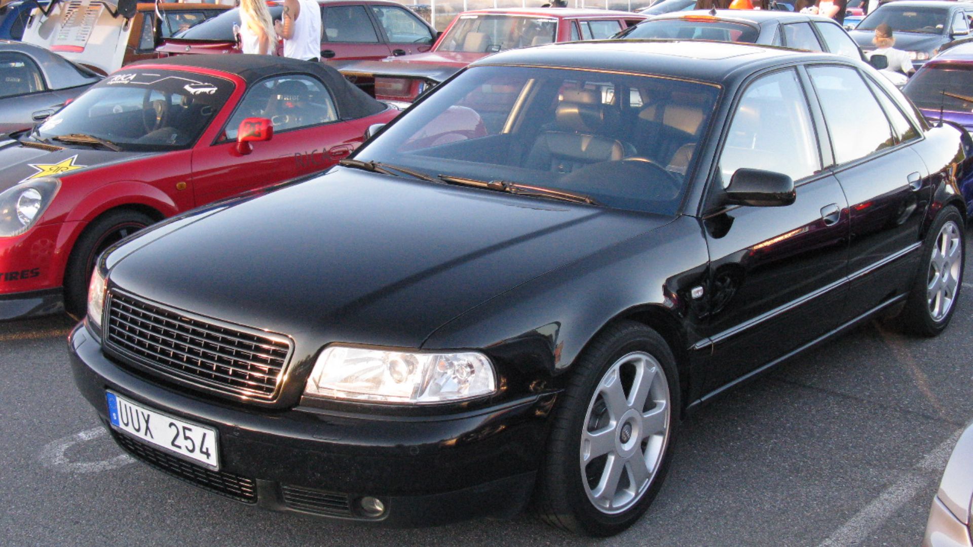 File:Audi S8 (7661895018).jpg