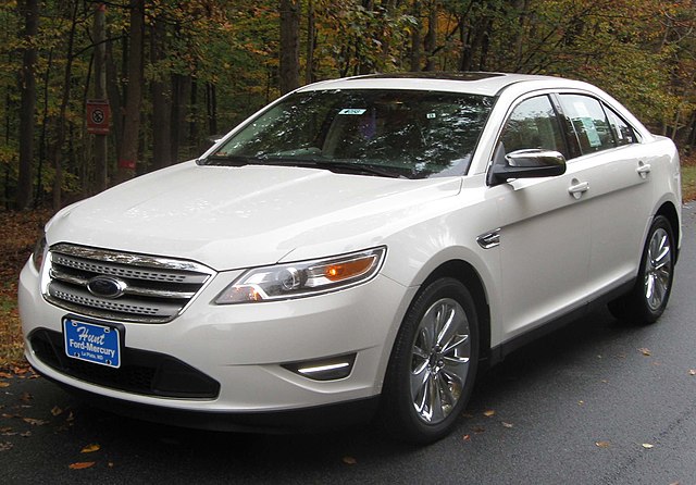 2010 Ford Taurus Limited 2 -- 10-31-2009