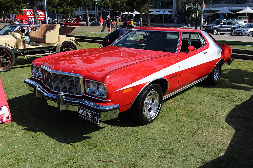 1024Px-1976 Ford Gran Torino Coupe (15763567039)