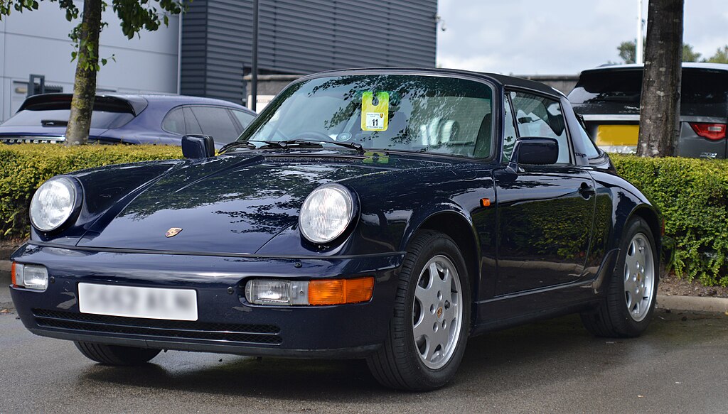 1024Px-Porsche 911 Carrera Stratstone
