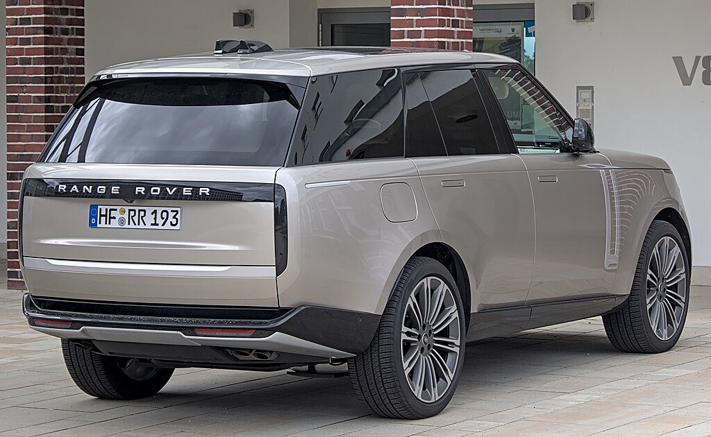 1024Px-Land Rover Range Rover (5Th Generation) Img 9077 (Cropped)