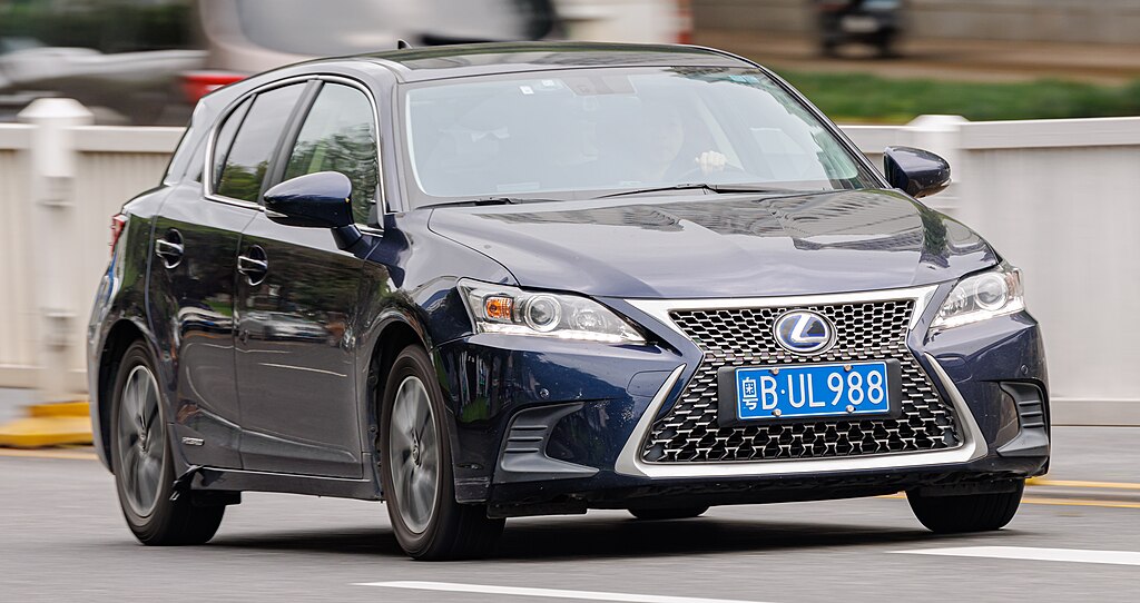 1024Px-Lexus Ct 200H China (12)