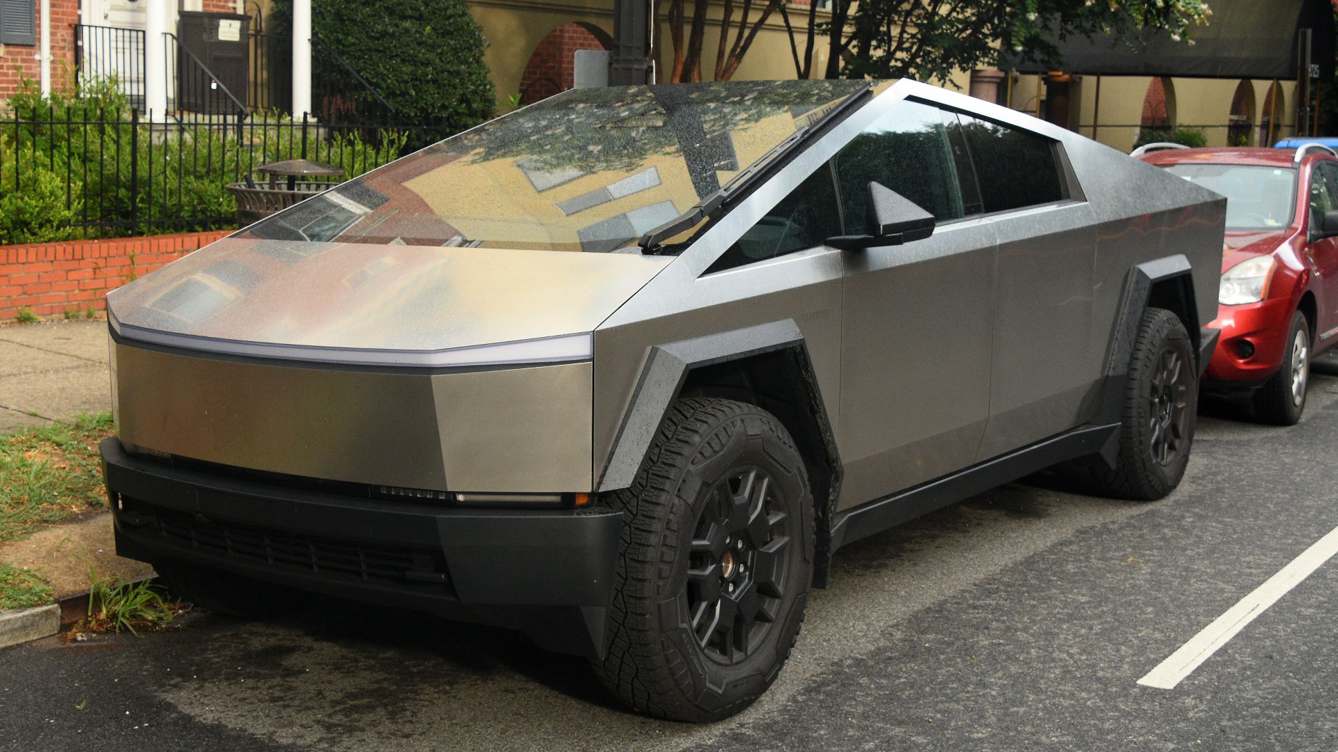 File:Tesla Cybertruck (2024).jpg