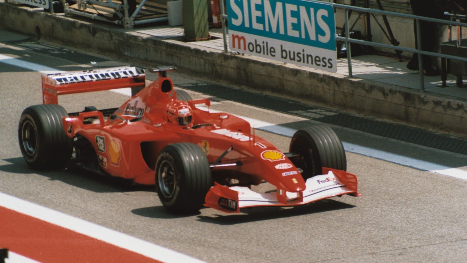File:Michael Schumacher, Ferrari F2001 (8968595731).jpg