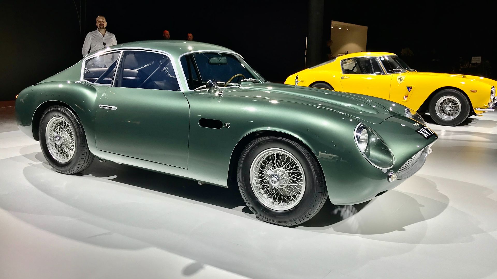 File:Aston Martin DB4 GT Zagato (Ank kumar, Infosys Limited) 17.jpg