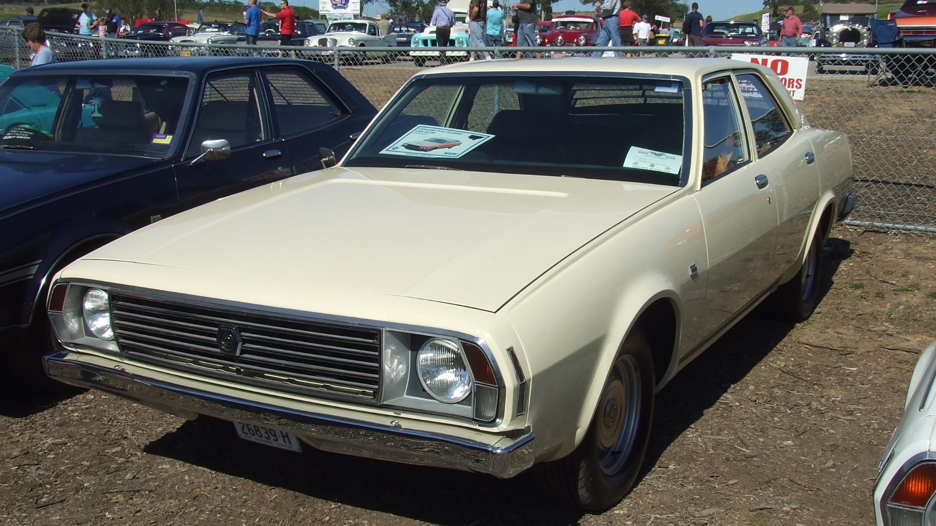 File:Leyland P76 (15145749912).jpg