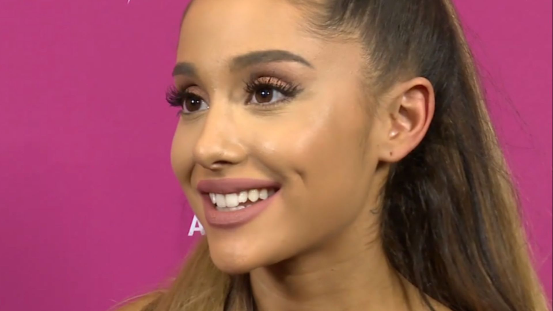 File:Ariana Grande interview 2016.png