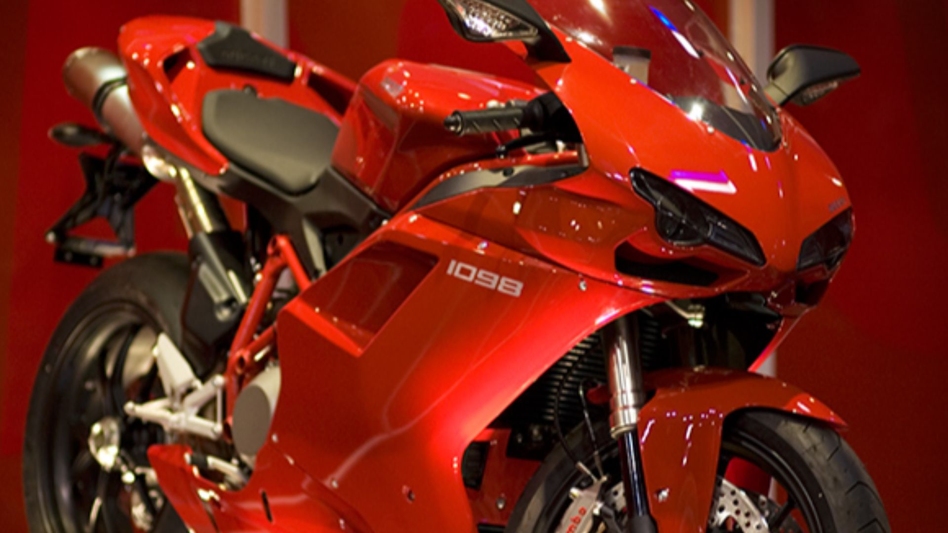 File:Ducati 1098 2.jpg