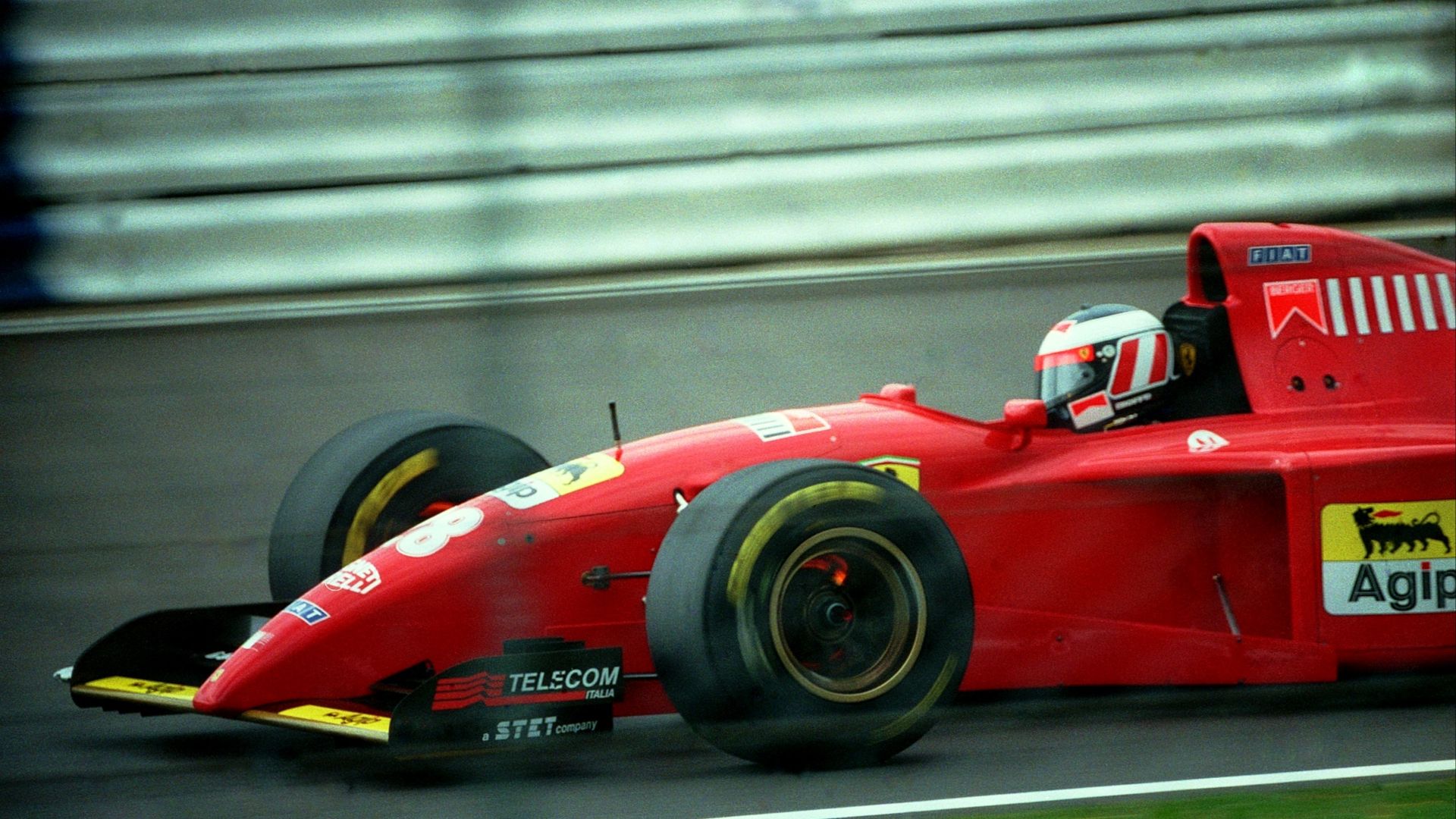 File:Gerhard Berger - Ferrari 412T2 braking for Copse at the 1995 British Grand Prix, Silverstone (49727457918).jpg