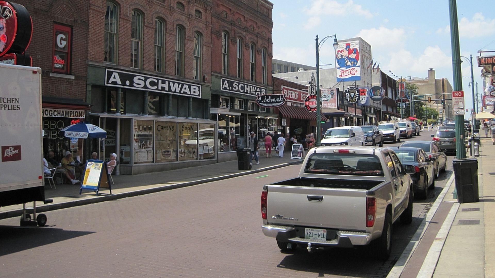 File:Beale Street Memphis TN 0002.jpg