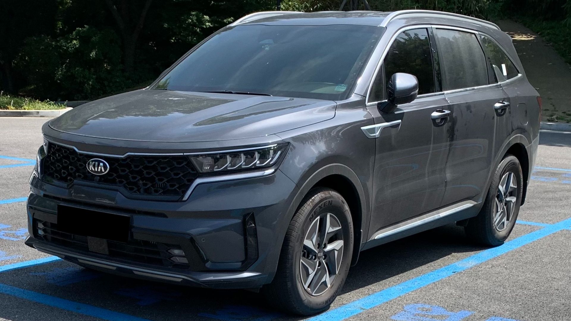 File:00 kia sorento hybrid 1.jpg