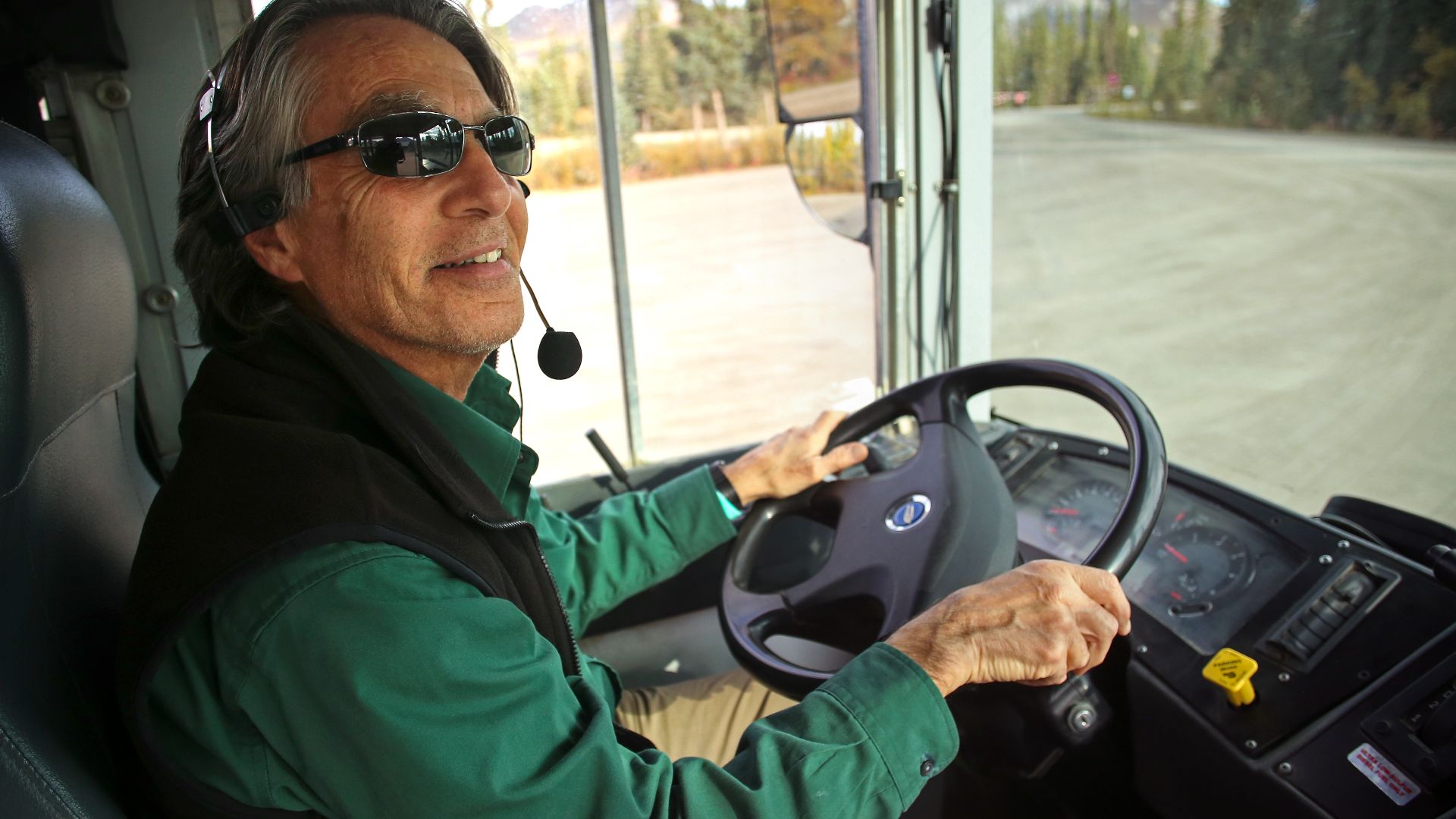 File:Denali transit bus driver Gary at the Teklanika Rest Stop on Aug. 29, 2019. (b80fe622-4d79-447e-8e36-1b647ef074e9).JPG