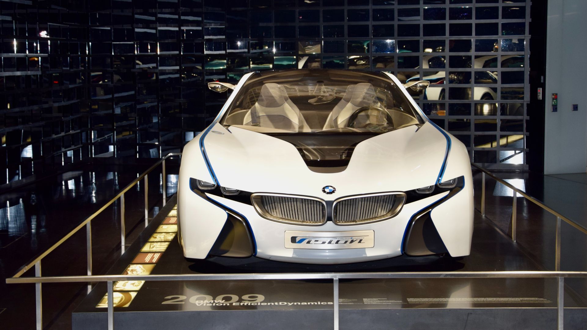 File:2009 BMW Vision EfficientDynamics Concept, BMW Museum Munich Germany Ank Kumar Infosys Limited 02.jpg