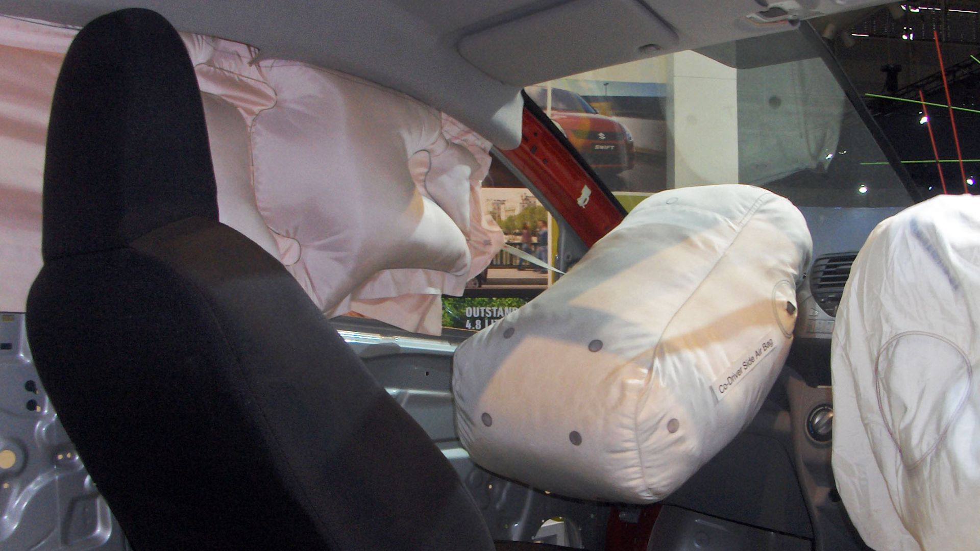 File:Suzuki alto body2 - AIMS.JPG