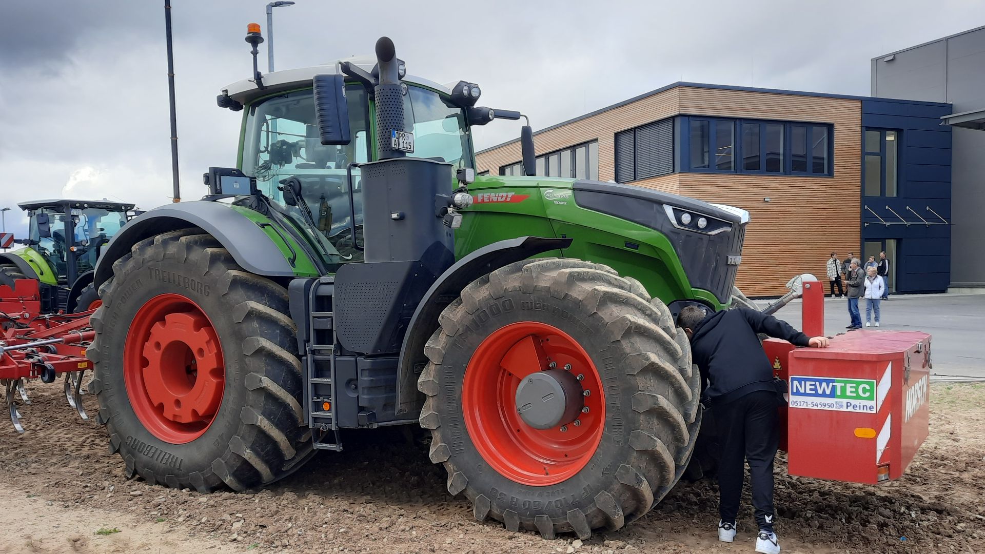 File:Fendt 1050 Vario (1).jpg