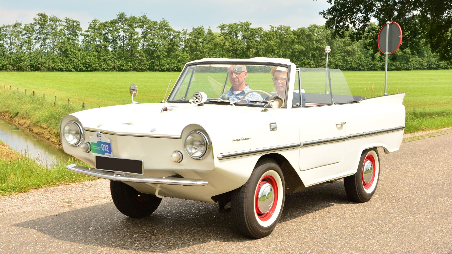 File:Amphicar 770 (JDR photo).jpg