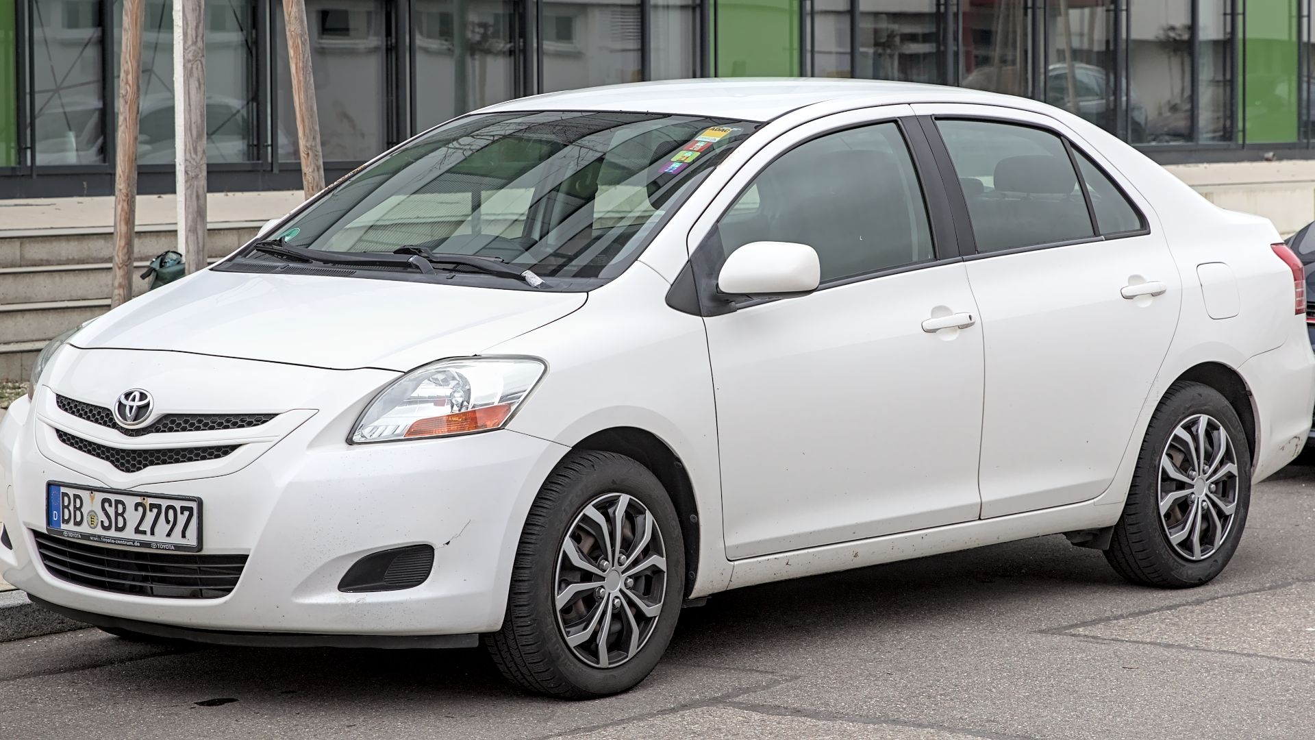 File:Toyota Yaris (XP90) sedan 1X7A1814.jpg
