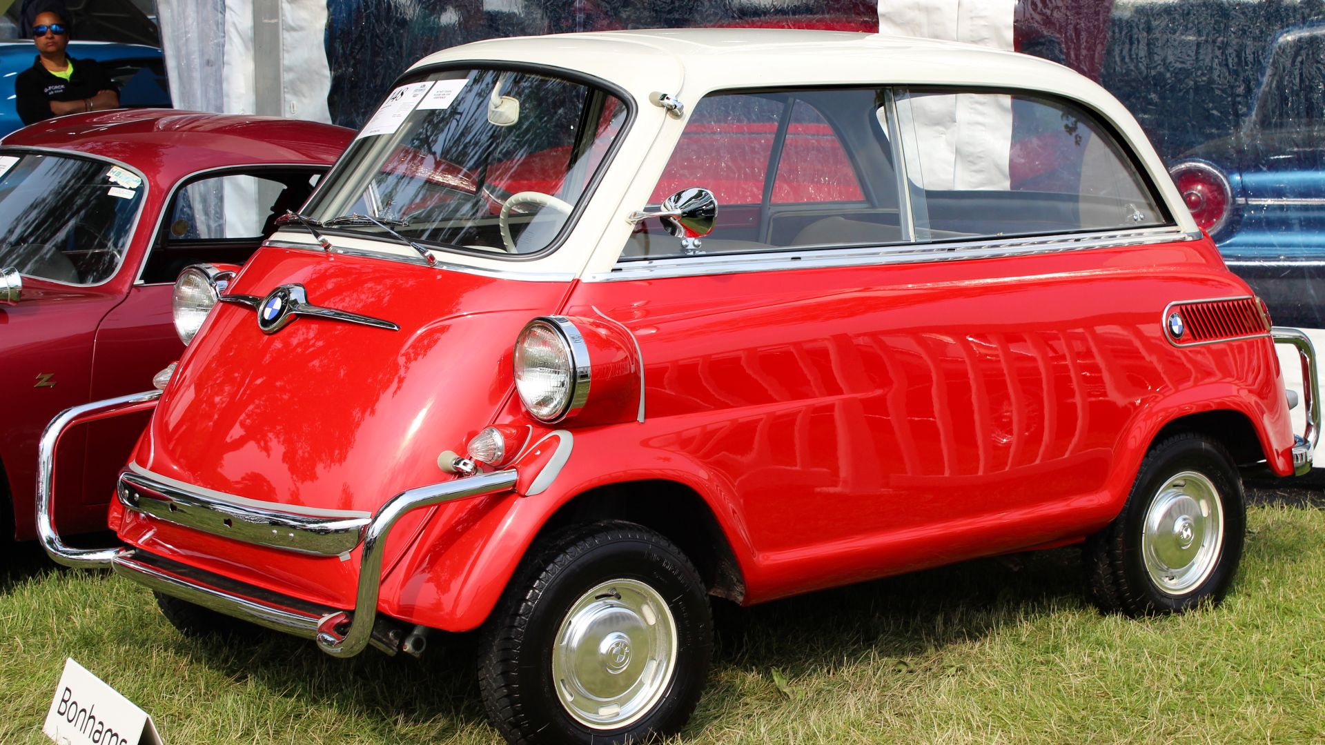 File:1958 BMW Isetta 600 front, Bonhams 6.1.19.jpg