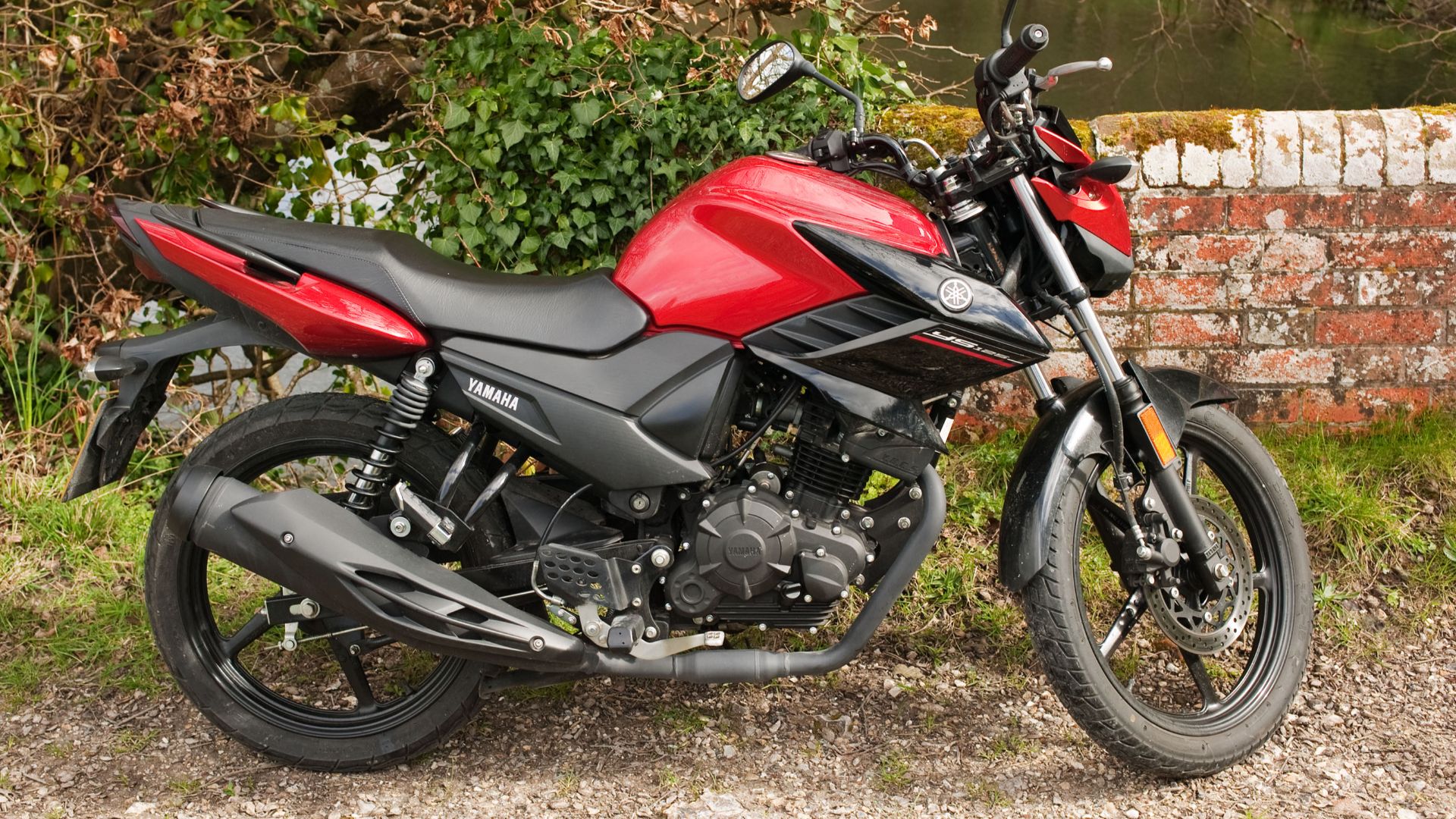 File:Yamaha YS125 4227.jpg