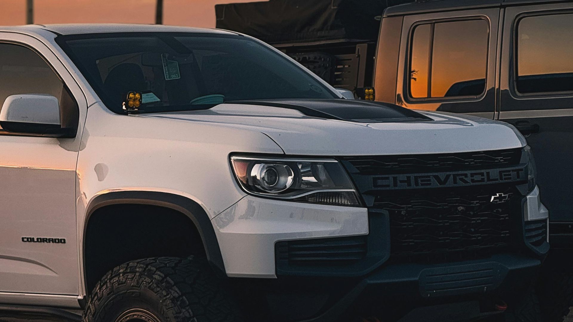 𝓢𝓱𝓪𝓷𝓮 𝓦𝓮𝓼𝓽 ™