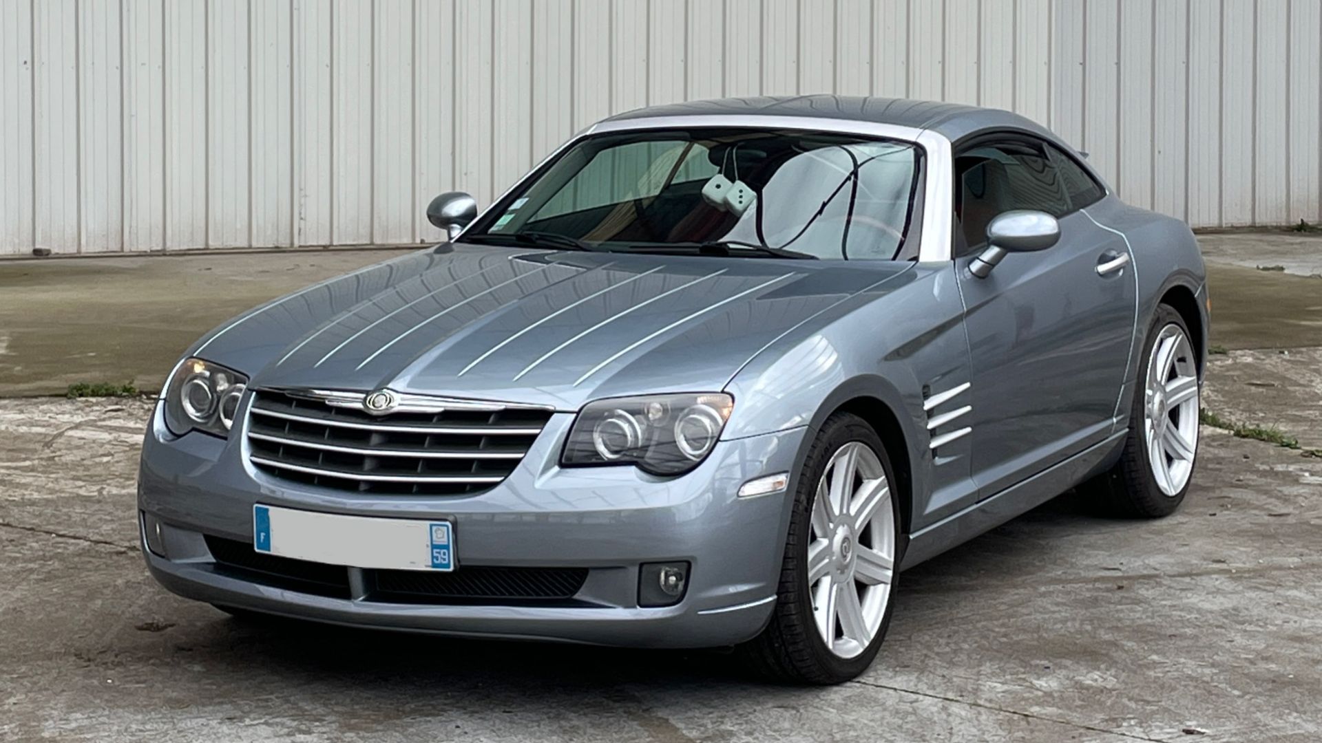 File:Chrysler Crossfire Limited Premium.jpg