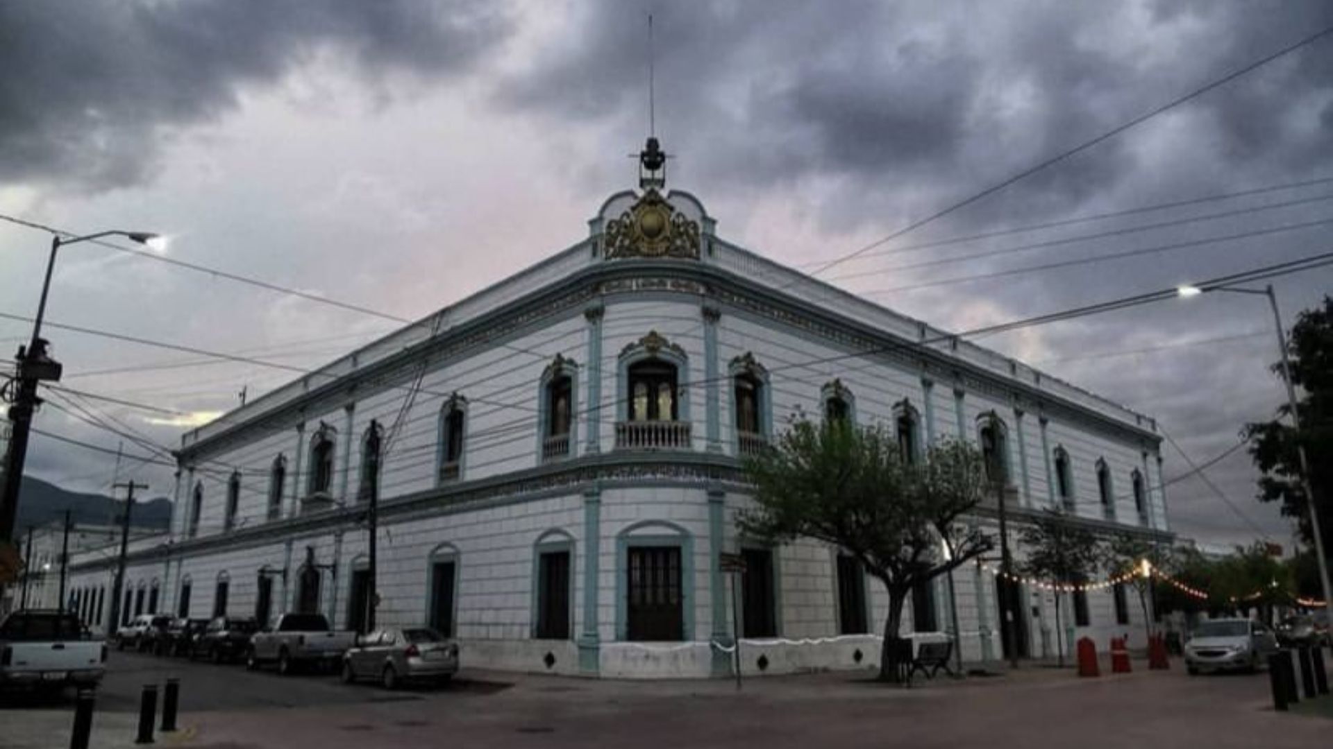 File:Presidencia Municipal de Ciudad Victoria, Tamaulipas.jpg