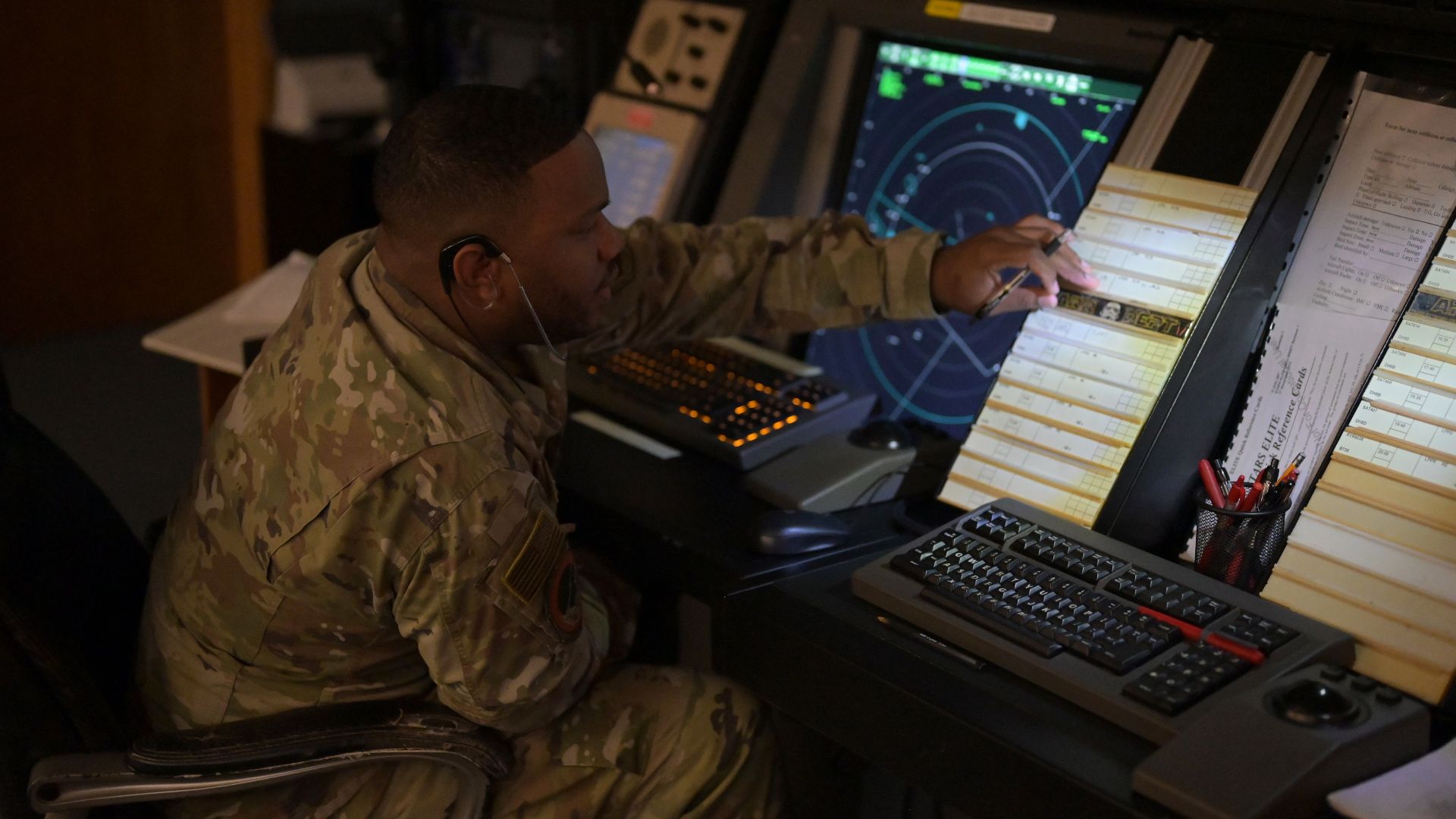 File:Lajes Field Air Traffic Control.jpg