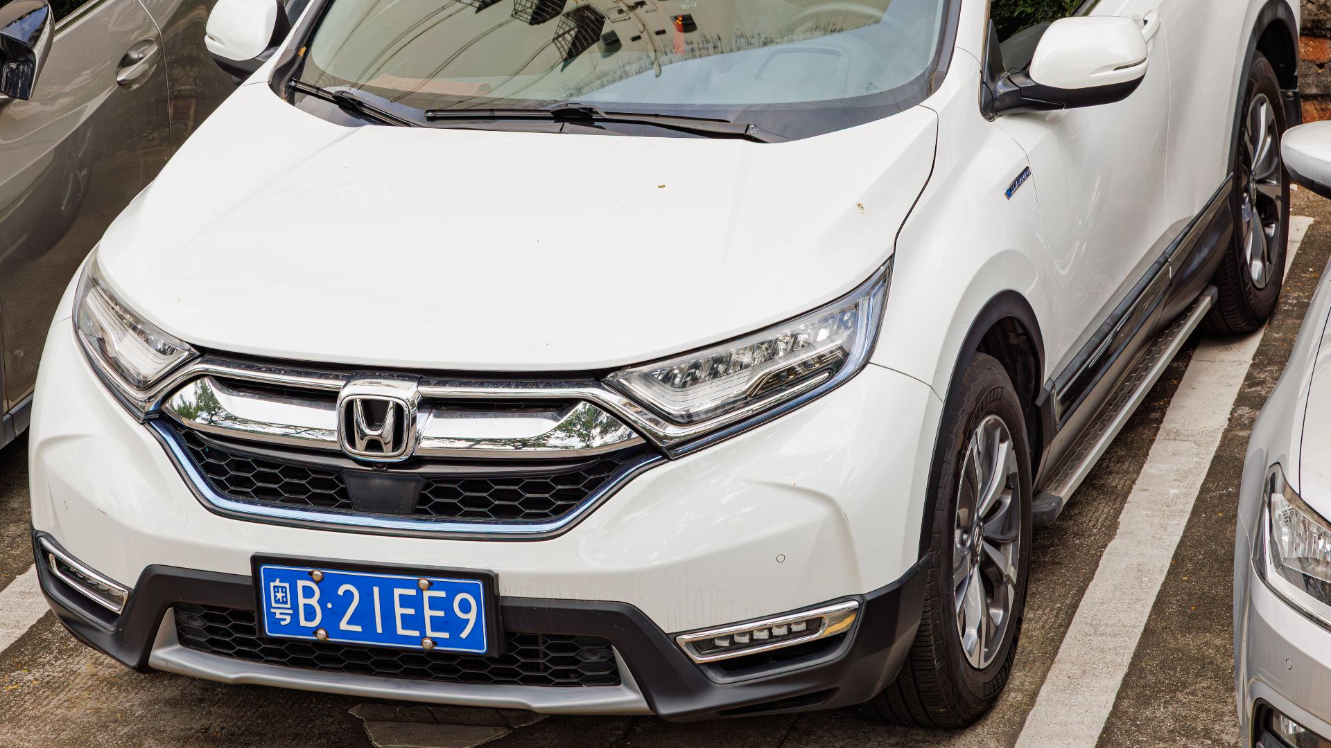 File:HONDA CR-V HYBRID FIFTH GENERATION China (19).jpg