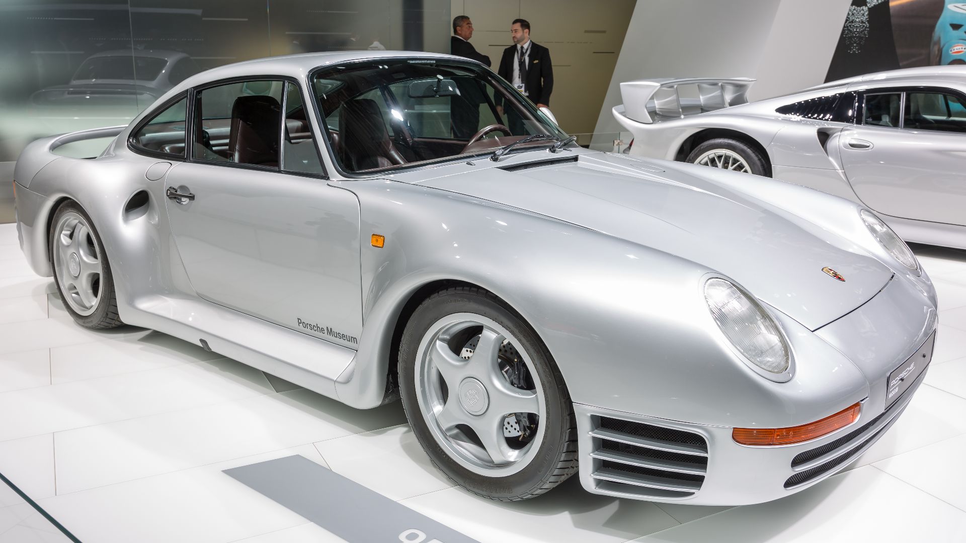 File:Porsche, Paris Motor Show 2018, Paris (1Y7A1089).jpg