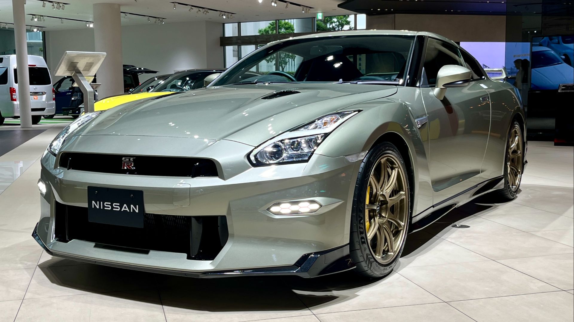 File:Nissan GT-R T-spec MY2024, front, 2023.jpg